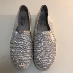 Last Chance! Sketchers Slip On